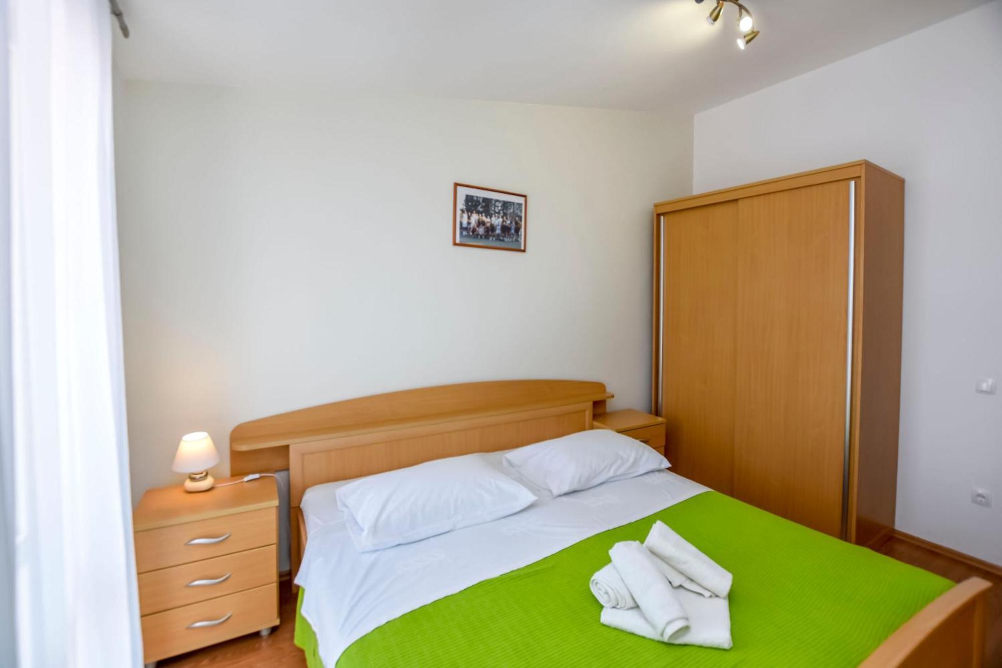 Apartments Jasna Primošten Eksteriør billede